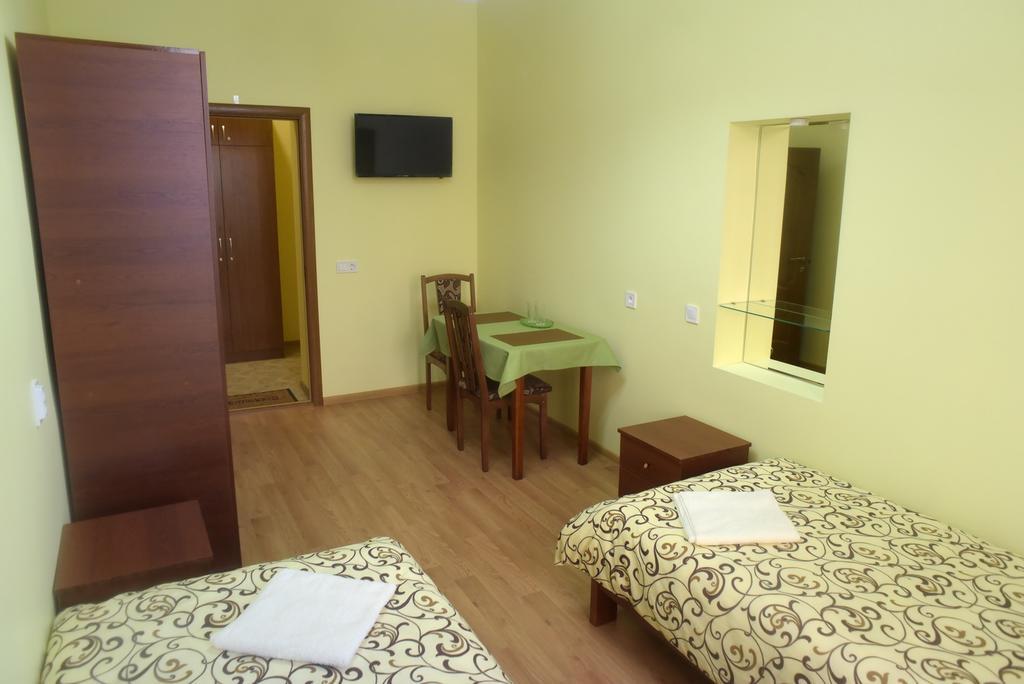 Apartment On Voloshyna Лвив Екстериор снимка